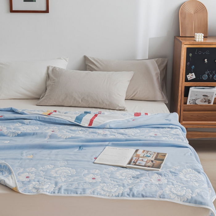 91家纺网 家纺一手货源 找家纺 朴尔家纺-毛巾被 2026新款抽象风格六层纱布毛巾被系列-朴尔经典款常年备货 那些花儿-浅蓝