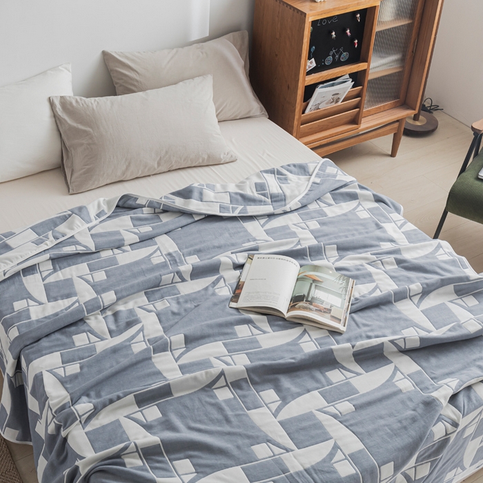 91家纺网 家纺一手货源 找家纺 朴尔家纺-毛巾被 2026新款抽象风格六层纱布毛巾被系列-朴尔经典款常年备货 魔幻世界-蓝