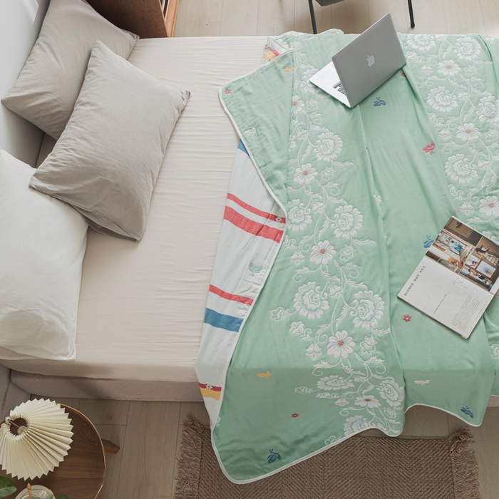 91家纺网 家纺一手货源 找家纺 朴尔家纺-毛巾被 2026新款抽象风格六层纱布毛巾被系列-朴尔经典款常年备货 那些花儿-浅绿