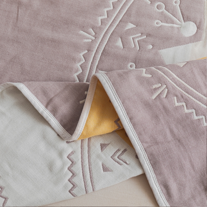 91家纺网 家纺一手货源 找家纺 朴尔家纺-毛巾被 2026新款抽象风格六层纱布毛巾被系列-朴尔经典款常年备货 洛丽塔-豆沙