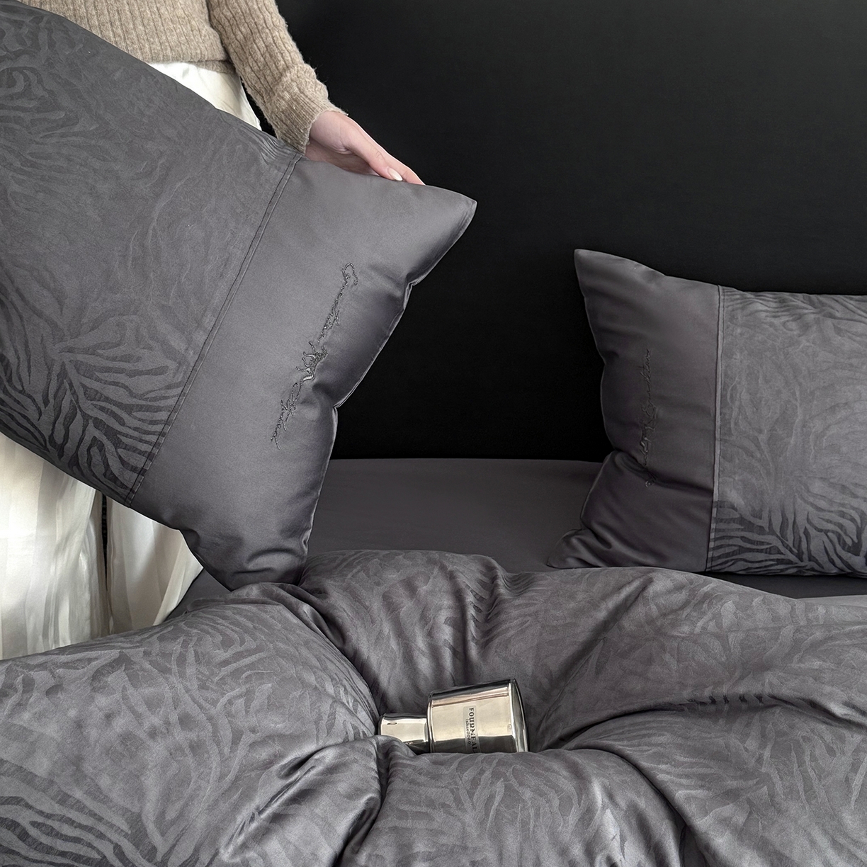 91家纺网 家纺一手货源 找家纺 （总）鹿班家居 2026春季新品100S长绒棉精美提花刺绣系列四件套-梦马（标准会员-20元)