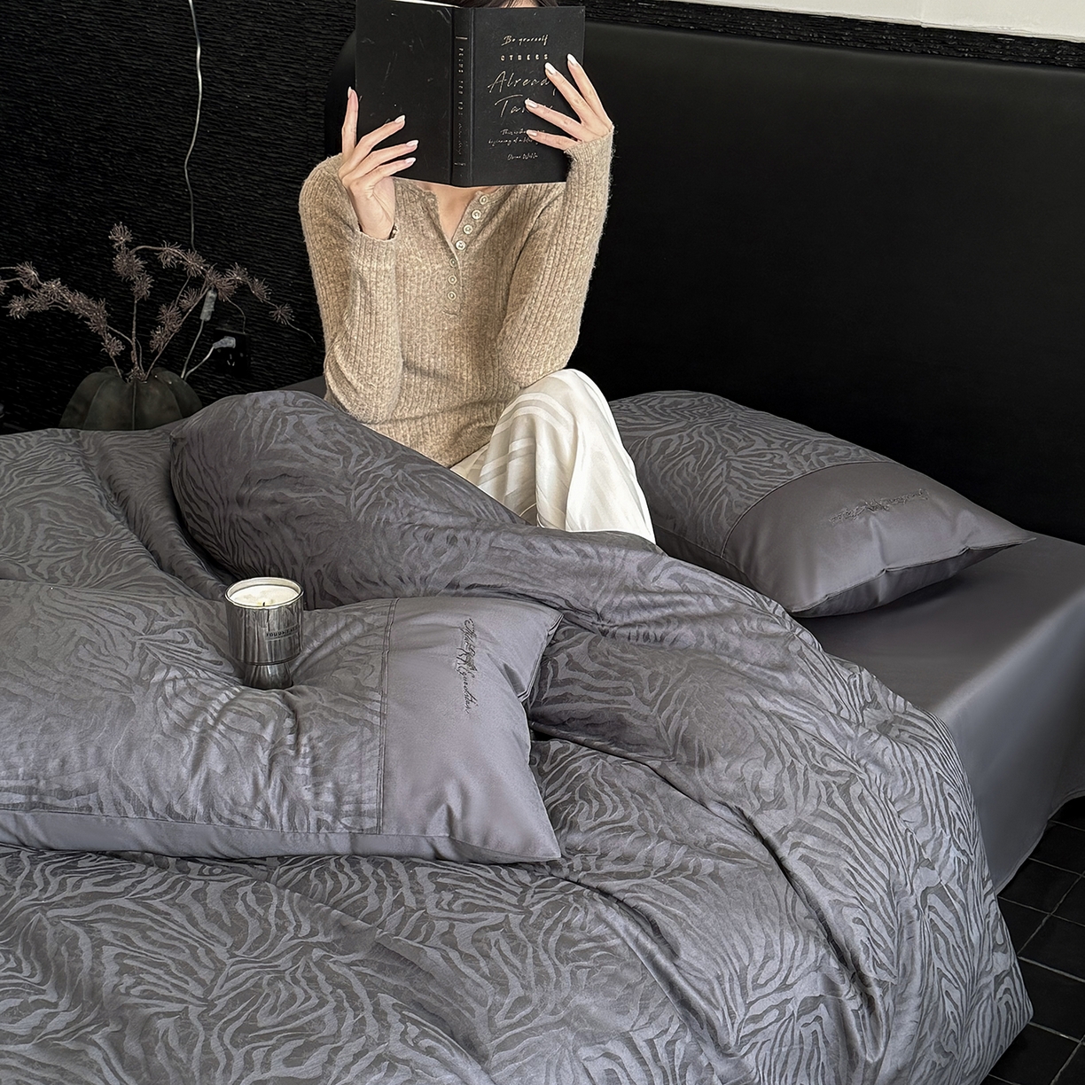 91家纺网 家纺一手货源 找家纺 （总）鹿班家居 2026春季新品100S长绒棉精美提花刺绣系列四件套-梦马（标准会员-20元)