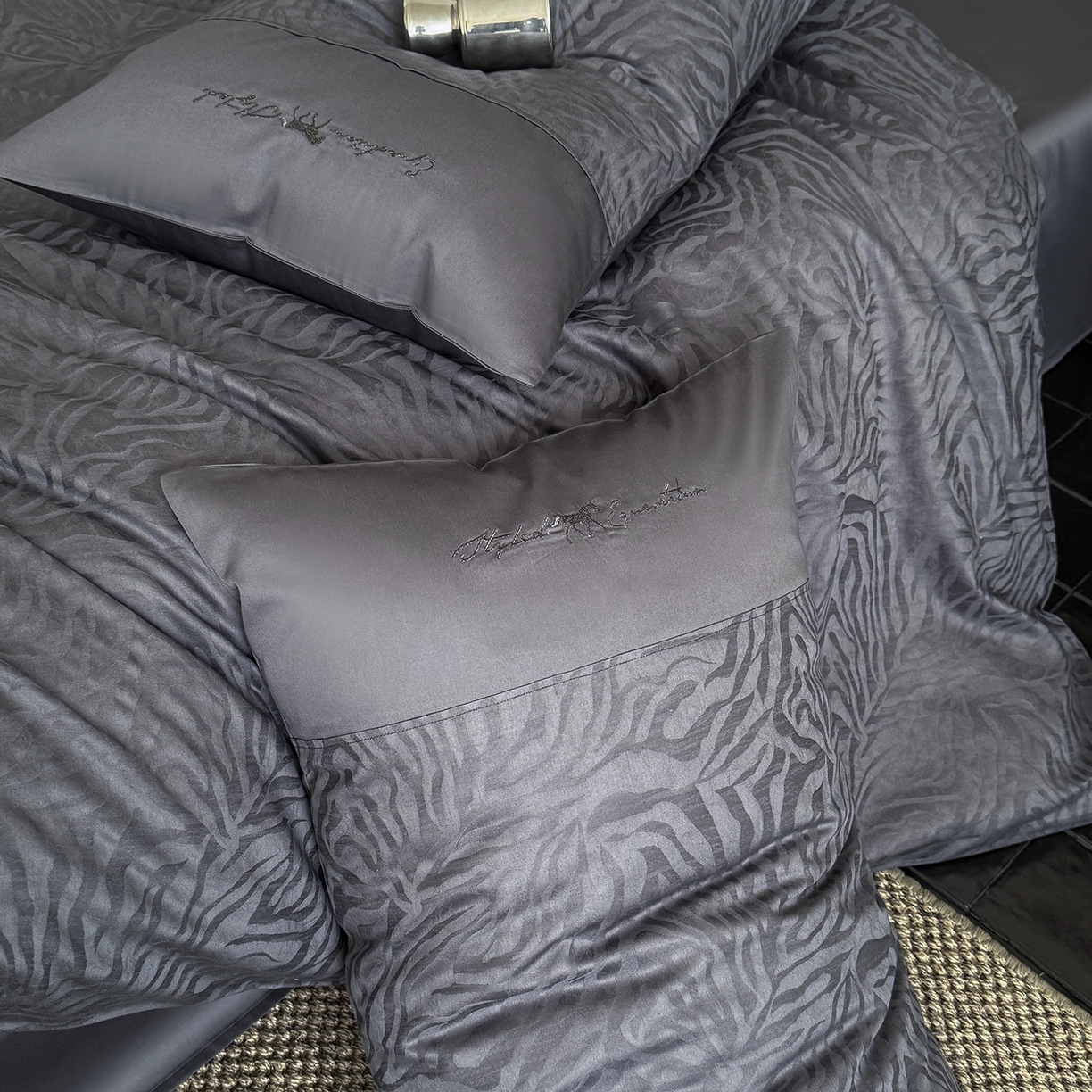 91家纺网 家纺一手货源 找家纺 （总）鹿班家居 2026春季新品100S长绒棉精美提花刺绣系列四件套-梦马（标准会员-20元)