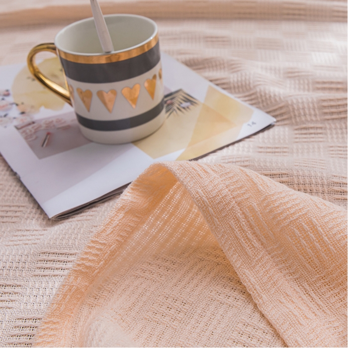 91家纺网 家纺一手货源 找家纺 朴尔家纺-毛巾被 2026新款加厚纯色线毯纱布毛巾被-朴尔经典款常年备货 素色纯棉肌理线毯-嫩粉