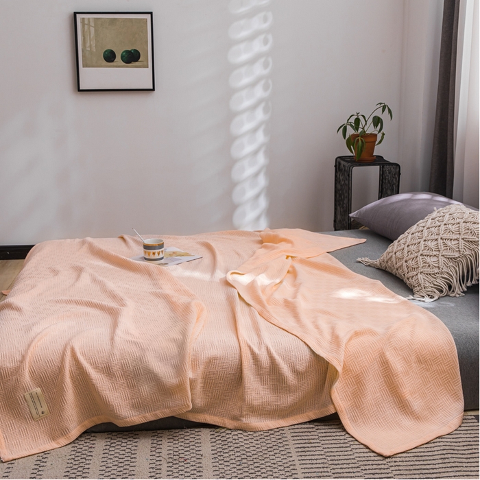 91家纺网 家纺一手货源 找家纺 朴尔家纺-毛巾被 2026新款加厚纯色线毯纱布毛巾被-朴尔经典款常年备货 素色纯棉肌理线毯-嫩粉