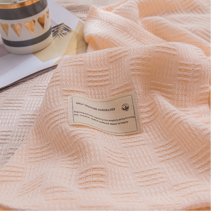 91家纺网 家纺一手货源 找家纺 朴尔家纺-毛巾被 2026新款加厚纯色线毯纱布毛巾被-朴尔经典款常年备货 素色纯棉肌理线毯-嫩粉