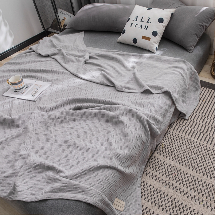 91家纺网 家纺一手货源 找家纺 朴尔家纺-毛巾被 2026新款加厚纯色线毯纱布毛巾被-朴尔经典款常年备货 素色纯棉肌理线毯-浅灰