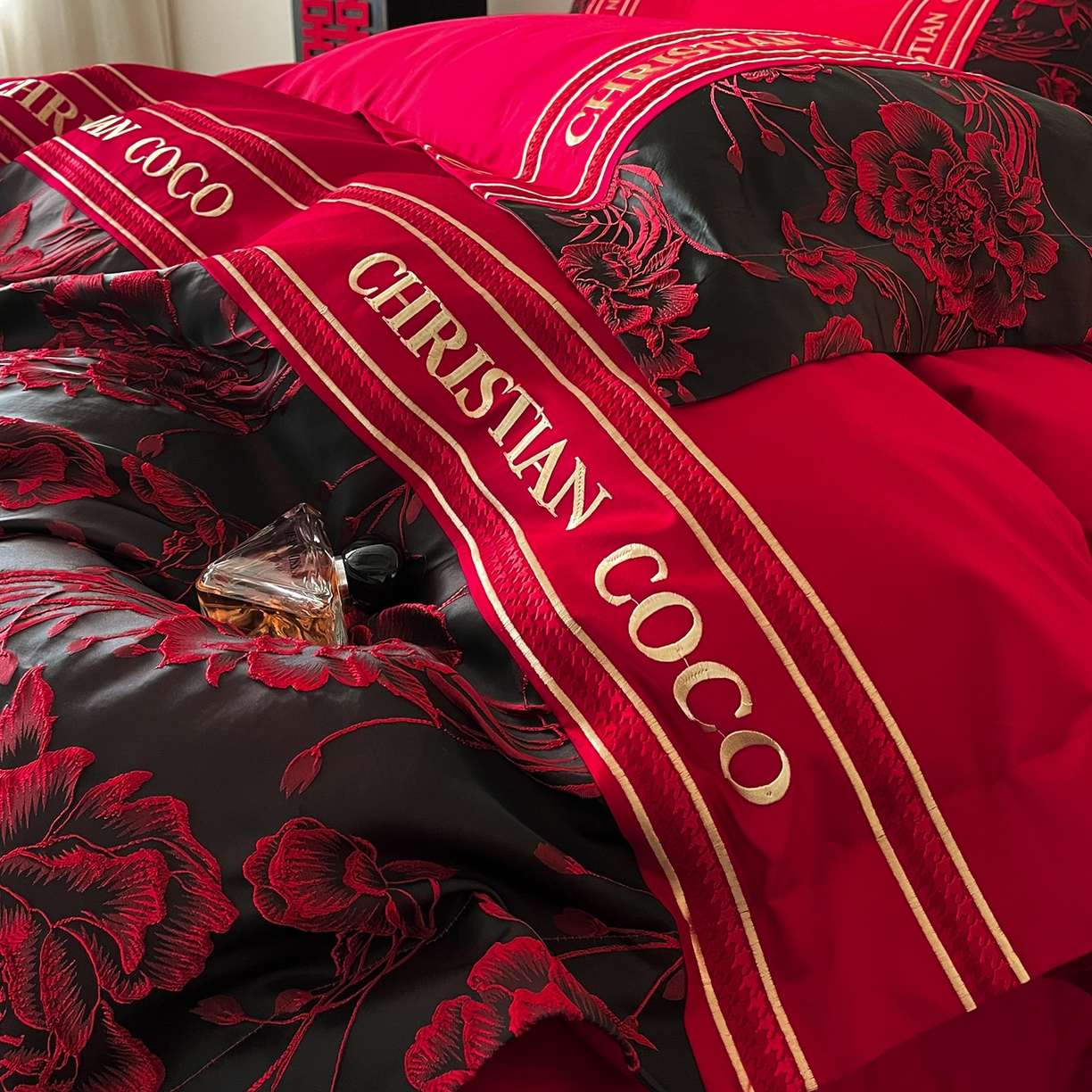 91家纺网 家纺一手货源 找家纺 （总）置顶家纺 2026新款爱意亲肤提花刺绣婚庆系列四件套