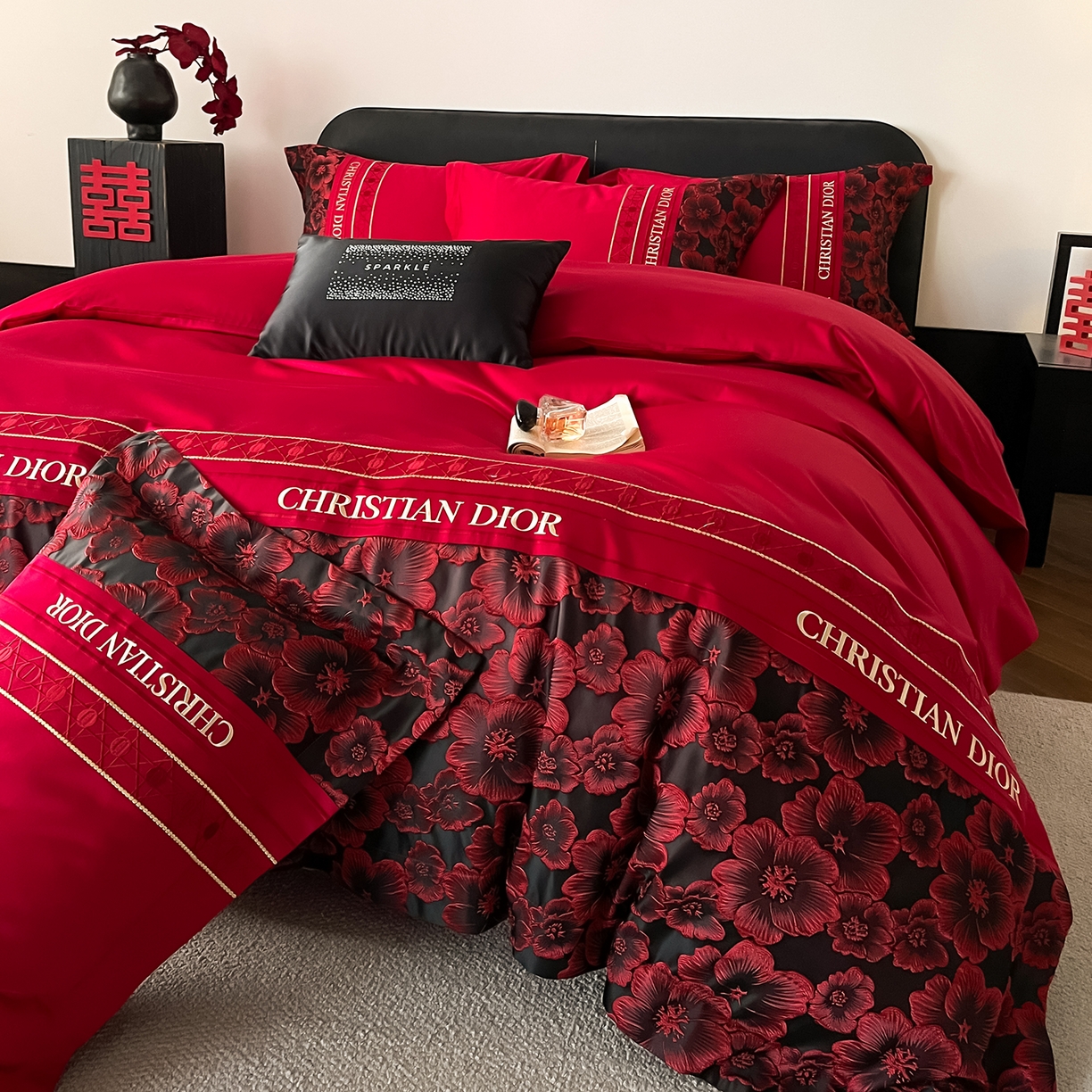 91家纺网 家纺一手货源 找家纺 置顶家纺 2026新款爱意亲肤提花刺绣婚庆系列四件套 点爱-大红