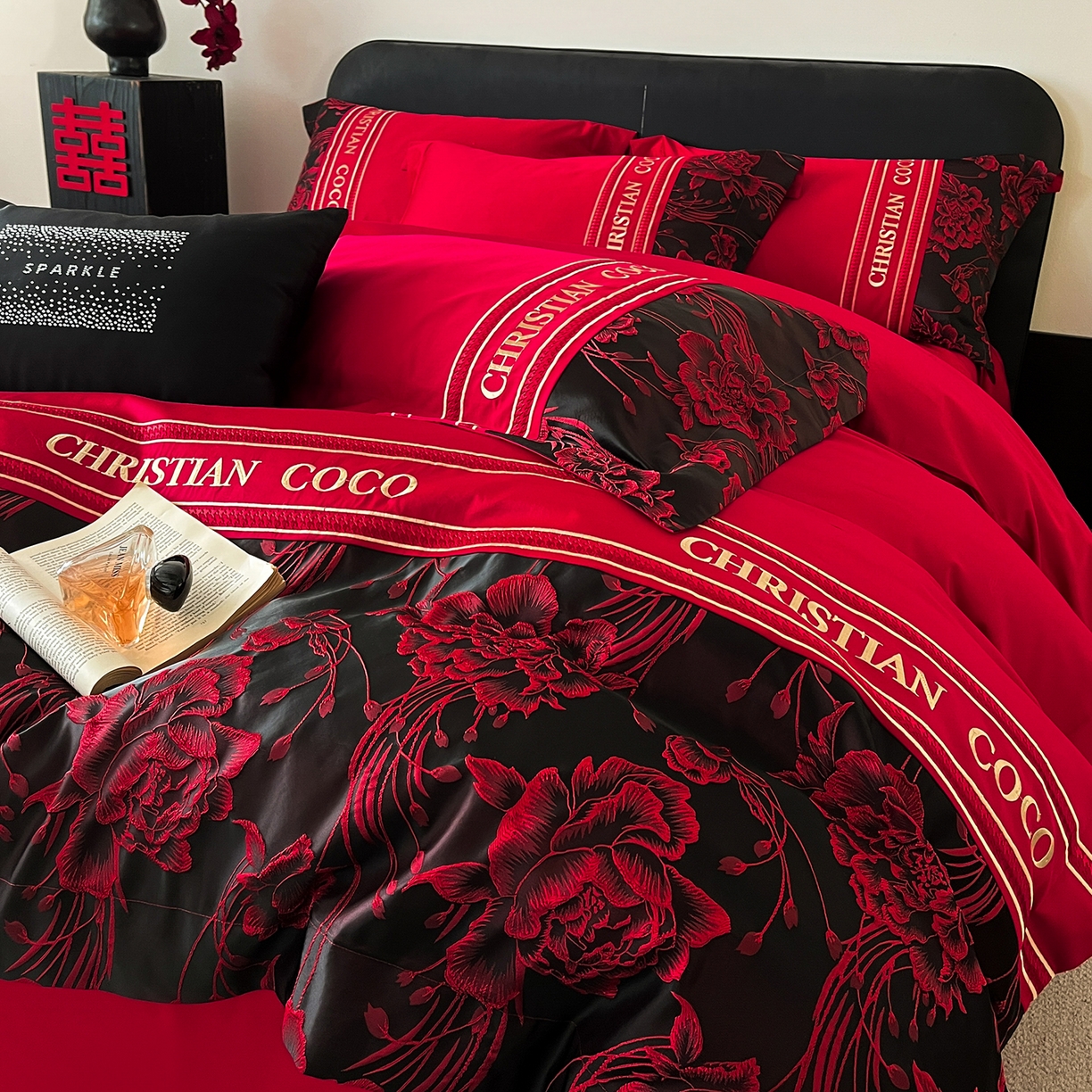 91家纺网 家纺一手货源 找家纺 置顶家纺 2026新款爱意亲肤提花刺绣婚庆系列四件套 爱意-大红