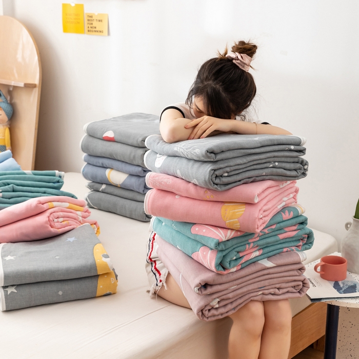 91家纺网 家纺一手货源 找家纺 （总）朴尔家纺-毛巾被 2026新款卡漫风格全棉六层纱毛巾被