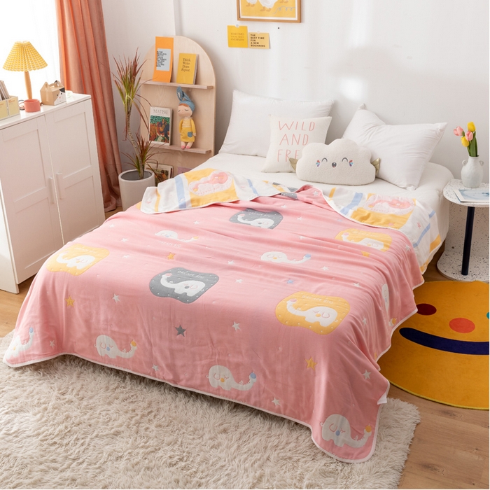 91家纺网 家纺一手货源 找家纺 朴尔家纺-毛巾被 2026新款卡漫风格全棉六层纱毛巾被 长鼻象-粉