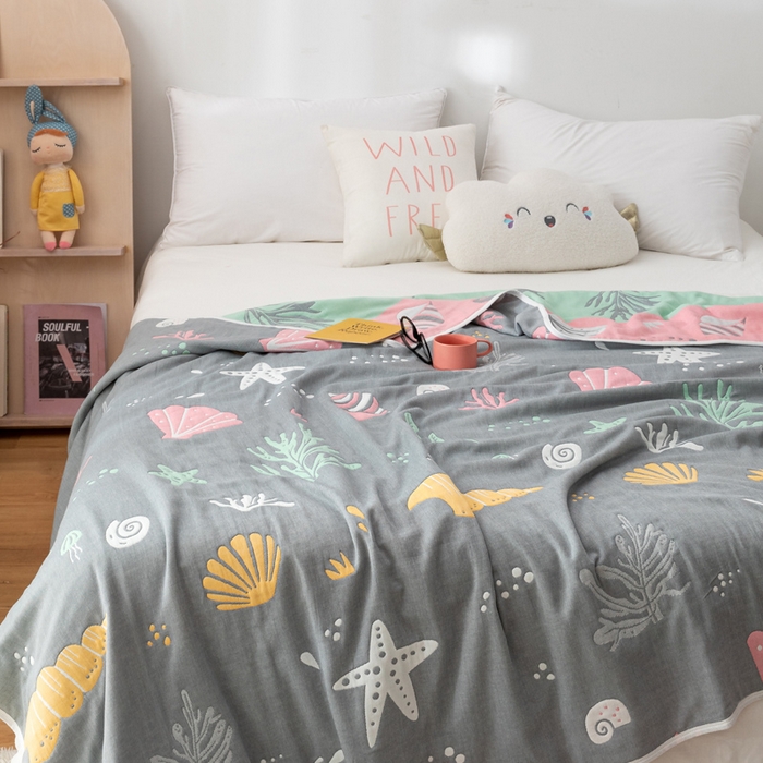 91家纺网 家纺一手货源 找家纺 朴尔家纺-毛巾被 2026新款卡漫风格全棉六层纱毛巾被 海底世界-灰