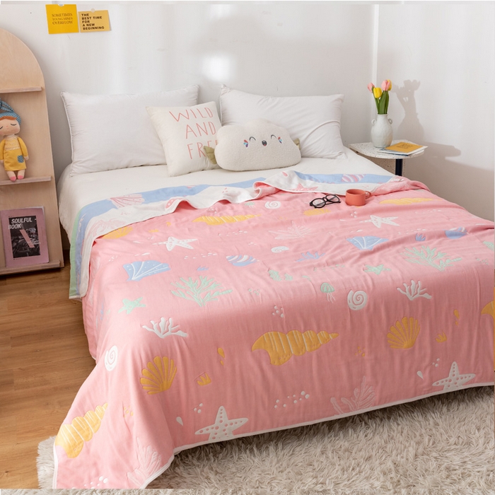 91家纺网 家纺一手货源 找家纺 朴尔家纺-毛巾被 2026新款卡漫风格全棉六层纱毛巾被 海底世界-粉