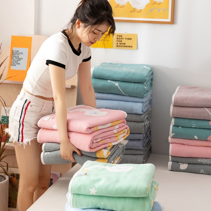 91家纺网 家纺一手货源 找家纺 朴尔家纺-毛巾被 2026新款卡漫风格全棉六层纱毛巾被 组合图（仅供展示不可下单）