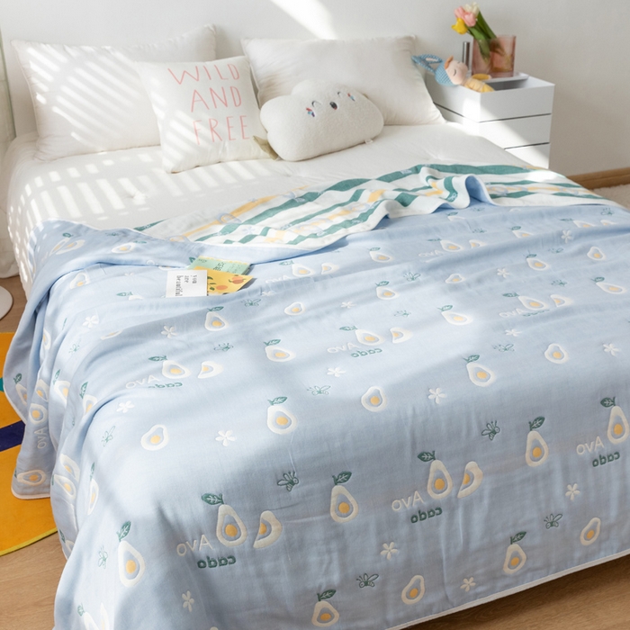 91家纺网 家纺一手货源 找家纺 朴尔家纺-毛巾被 2026新款卡通系全棉六层纱毛巾被 水果乐园-蓝