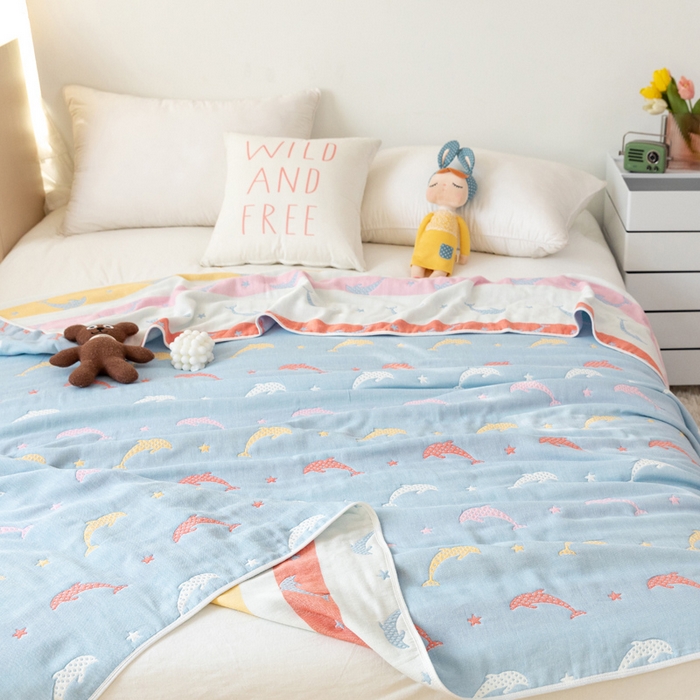 91家纺网 家纺一手货源 找家纺 朴尔家纺-毛巾被 2026新款卡通系全棉六层纱毛巾被 鲸鱼乐园-蓝