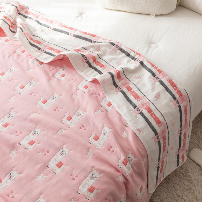 91家纺网 家纺一手货源 找家纺 朴尔家纺-毛巾被 2026新款卡通系全棉六层纱毛巾被 欢乐羊驼-粉