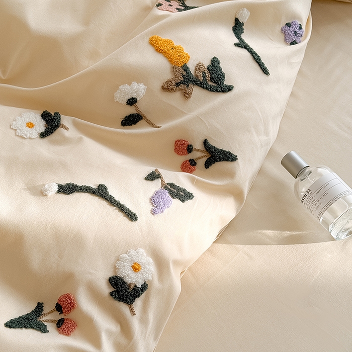 91家纺网 家纺一手货源 找家纺 Mr.pig猪先生水洗棉 2026新款全棉水洗棉毛巾绣四件套-花絮（展示价格为控价，实际价格请联系客服） 花絮-杏仁白