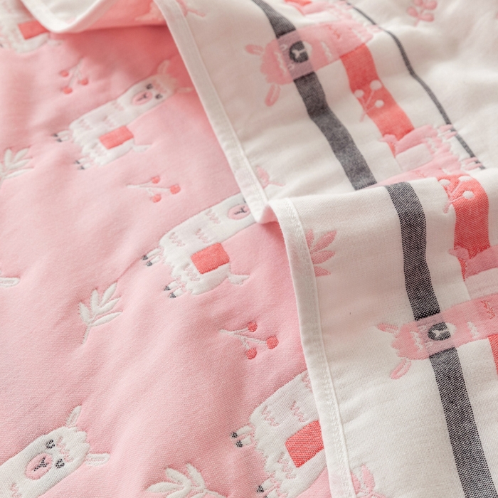 91家纺网 家纺一手货源 找家纺 朴尔家纺-毛巾被 2026新款卡通系全棉六层纱毛巾被 欢乐羊驼-粉