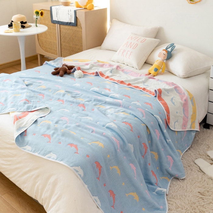 91家纺网 家纺一手货源 找家纺 朴尔家纺-毛巾被 2026新款卡通系全棉六层纱毛巾被 鲸鱼乐园-蓝
