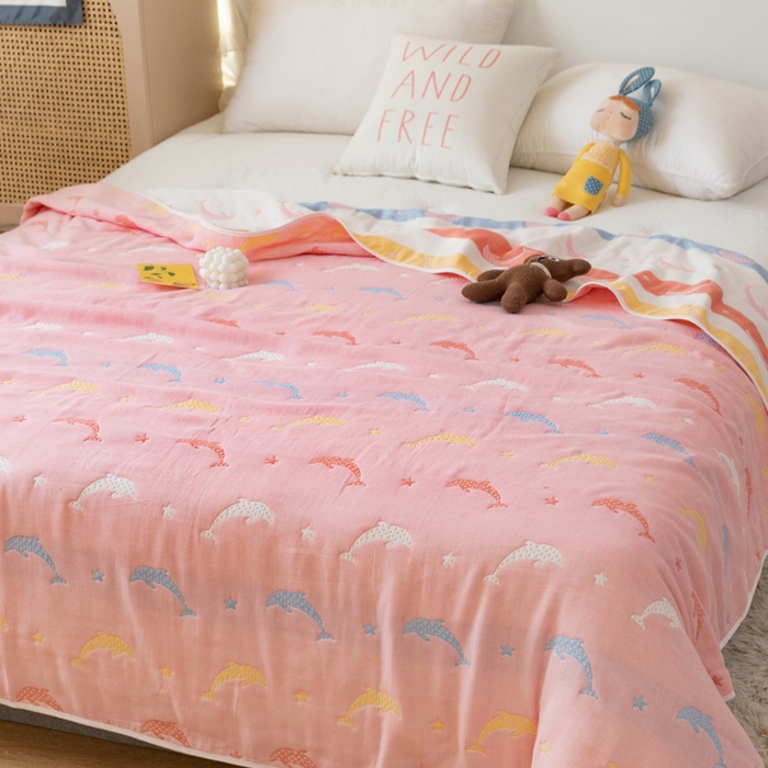 91家纺网 家纺一手货源 找家纺 朴尔家纺-毛巾被 2026新款卡通系全棉六层纱毛巾被 鲸鱼乐园-粉