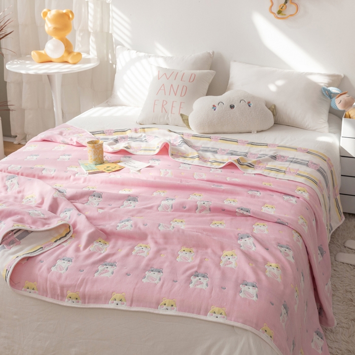 91家纺网 家纺一手货源 找家纺 朴尔家纺-毛巾被 2026新款卡通系全棉六层纱毛巾被 土拨鼠-粉