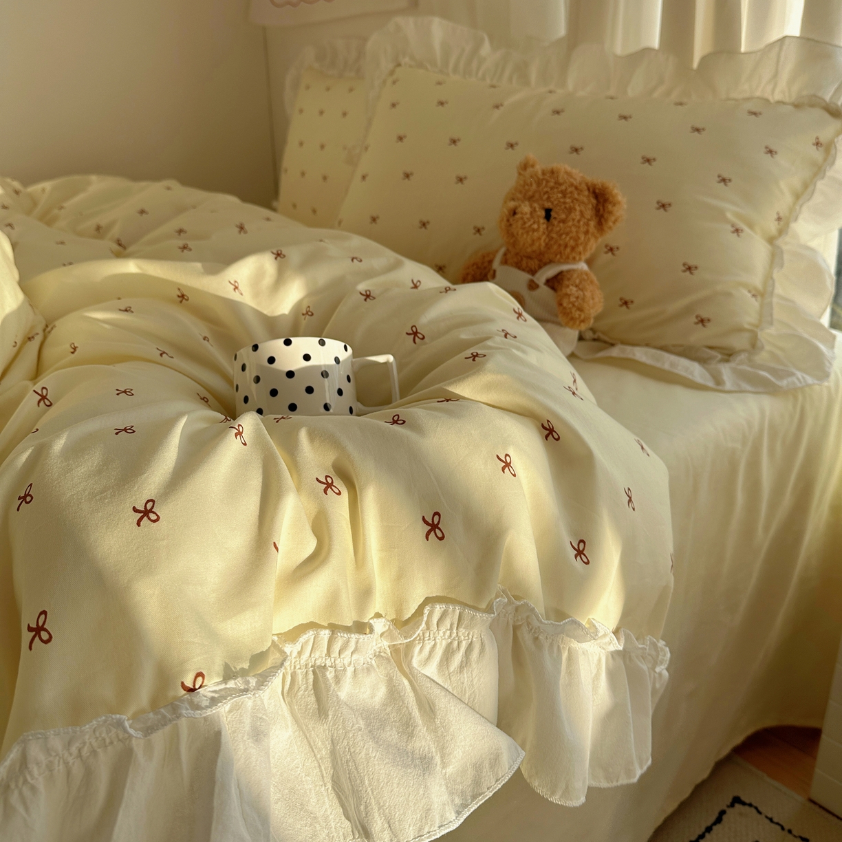 91家纺网 家纺一手货源 找家纺 （总）盼季家纺 2025新款小清新羊羔绒四件套加厚牛奶绒保暖床单被套宿舍三件套