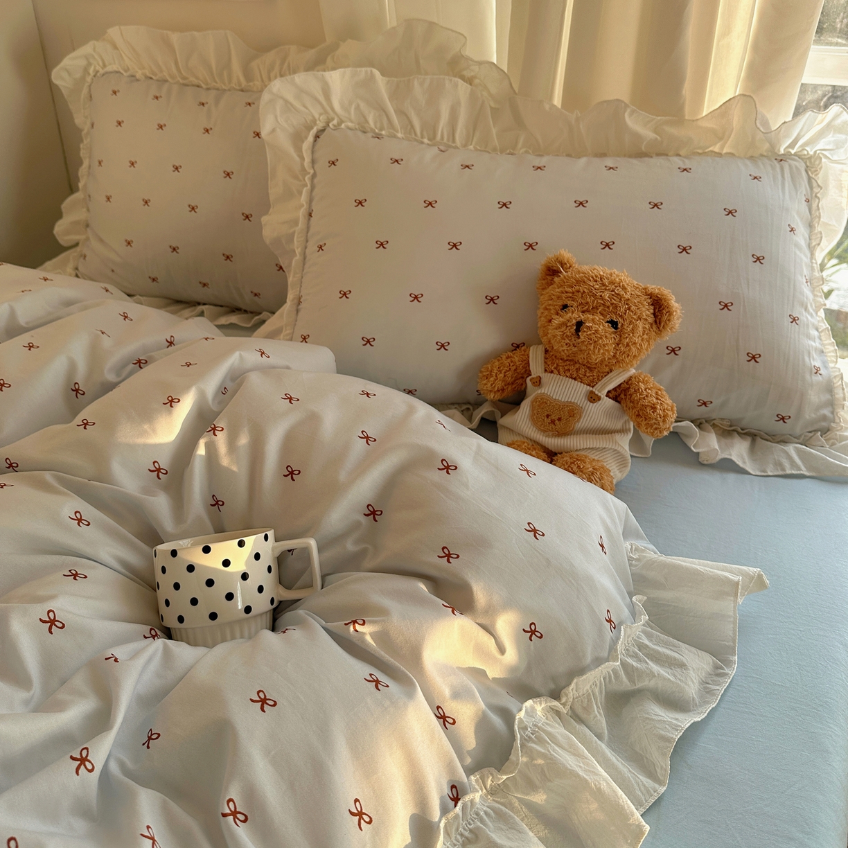 91家纺网 家纺一手货源 找家纺 盼季家纺 2026春夏小清新日韩蝴蝶结奶油花边床上用品四件套宿舍三件套 奶油花边蝴蝶结-奶蓝