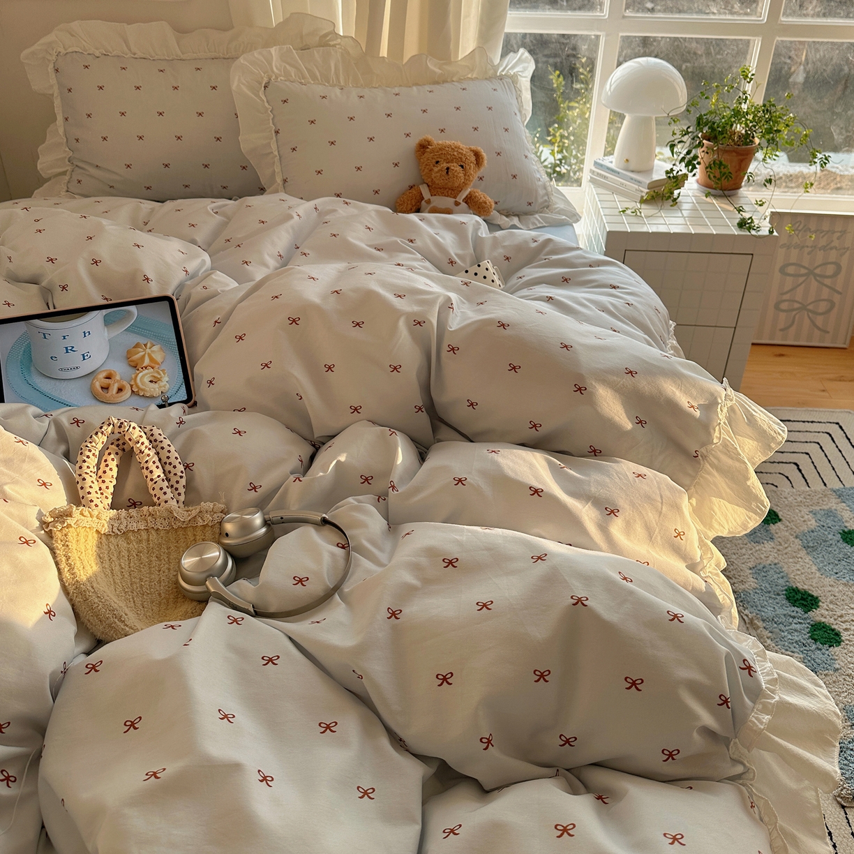 91家纺网 家纺一手货源 找家纺 盼季家纺 2026春夏小清新日韩蝴蝶结奶油花边床上用品四件套宿舍三件套 奶油花边蝴蝶结-奶蓝