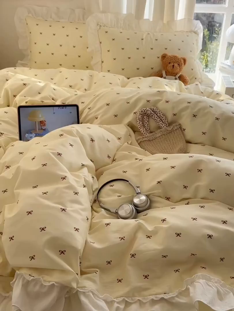 91家纺网 家纺一手货源 找家纺 盼季家纺 2026春夏小清新日韩蝴蝶结奶油花边床上用品四件套宿舍三件套 奶油花边蝴蝶结-奶黄