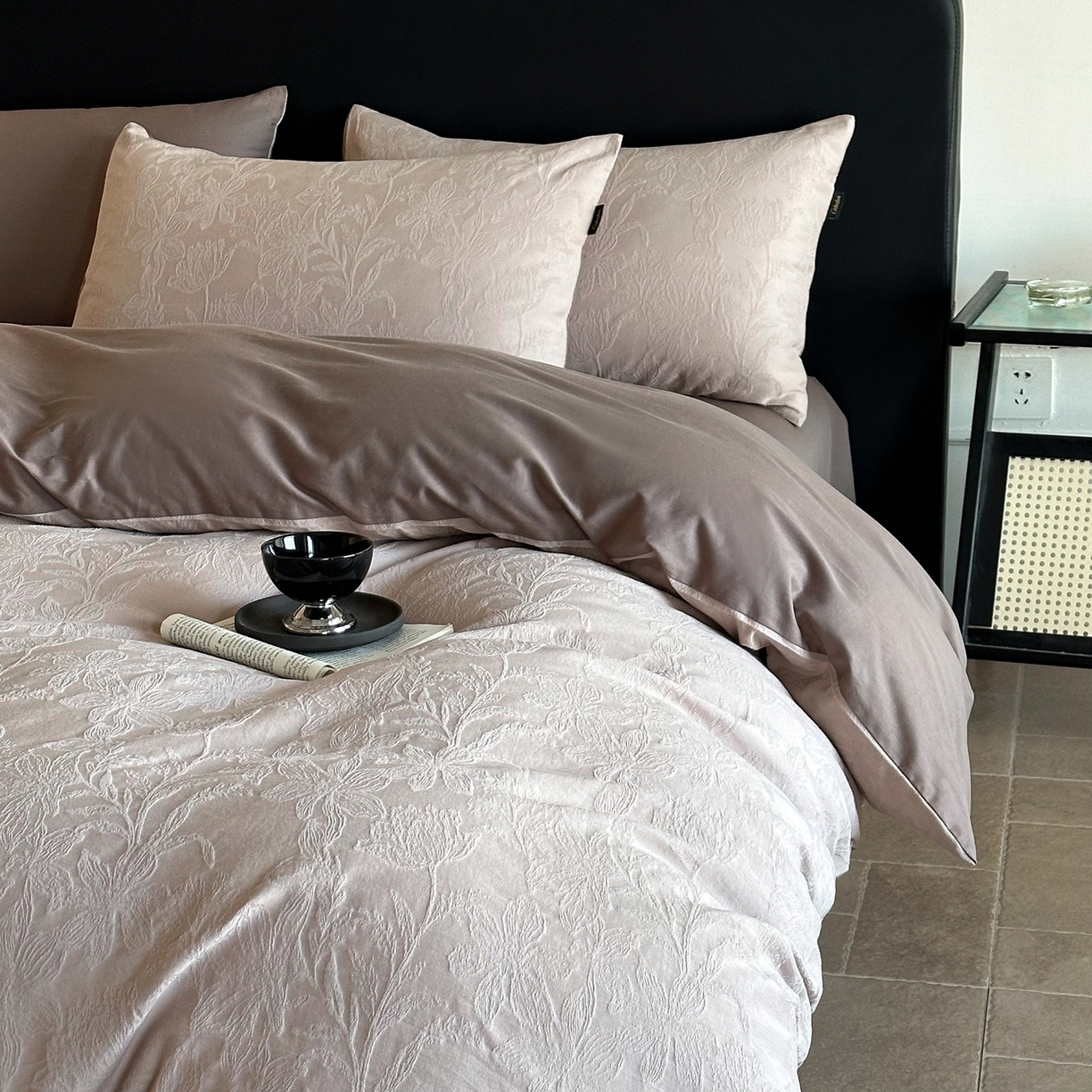 91家纺网 家纺一手货源 找家纺 （总）卡巴伦家纺 2026新款全棉厚织提花系列简约款四件套