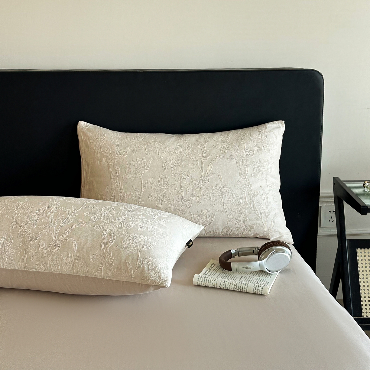 91家纺网 家纺一手货源 找家纺 卡巴伦家纺 2026新款全棉厚织提花系列简约款四件套 锦朵-奶茶