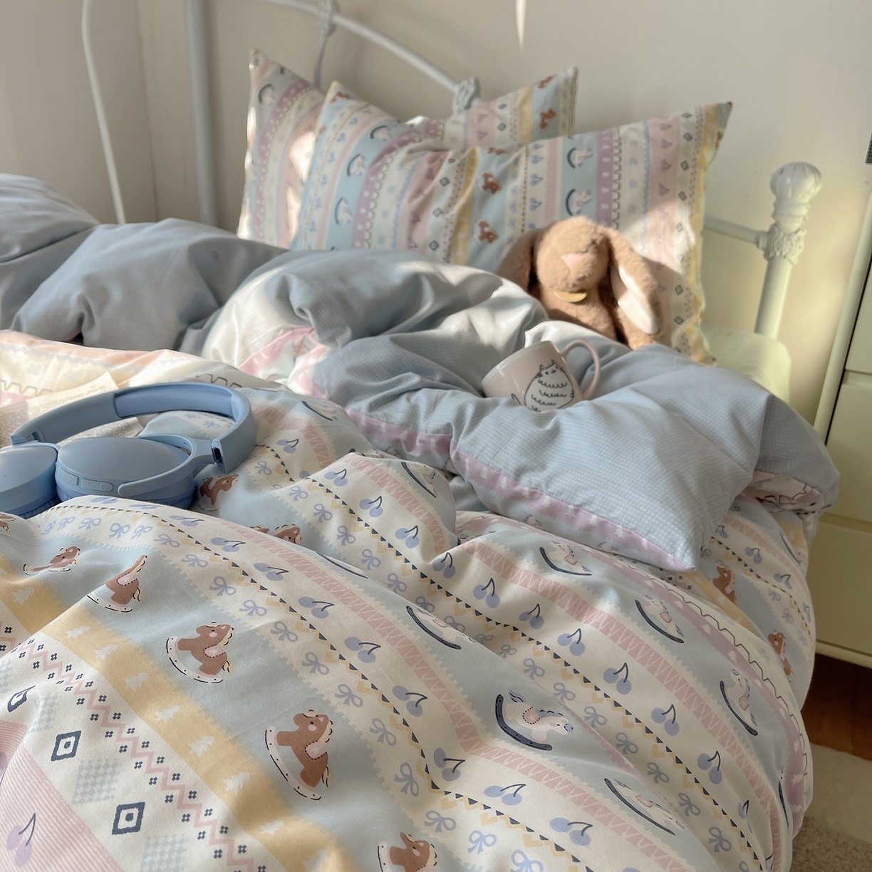 91家纺网 家纺一手货源 找家纺 桃子家居 2026新款纯棉13070小清新卡通少女可爱全棉系列四件套 棉-宝莉蓝粉