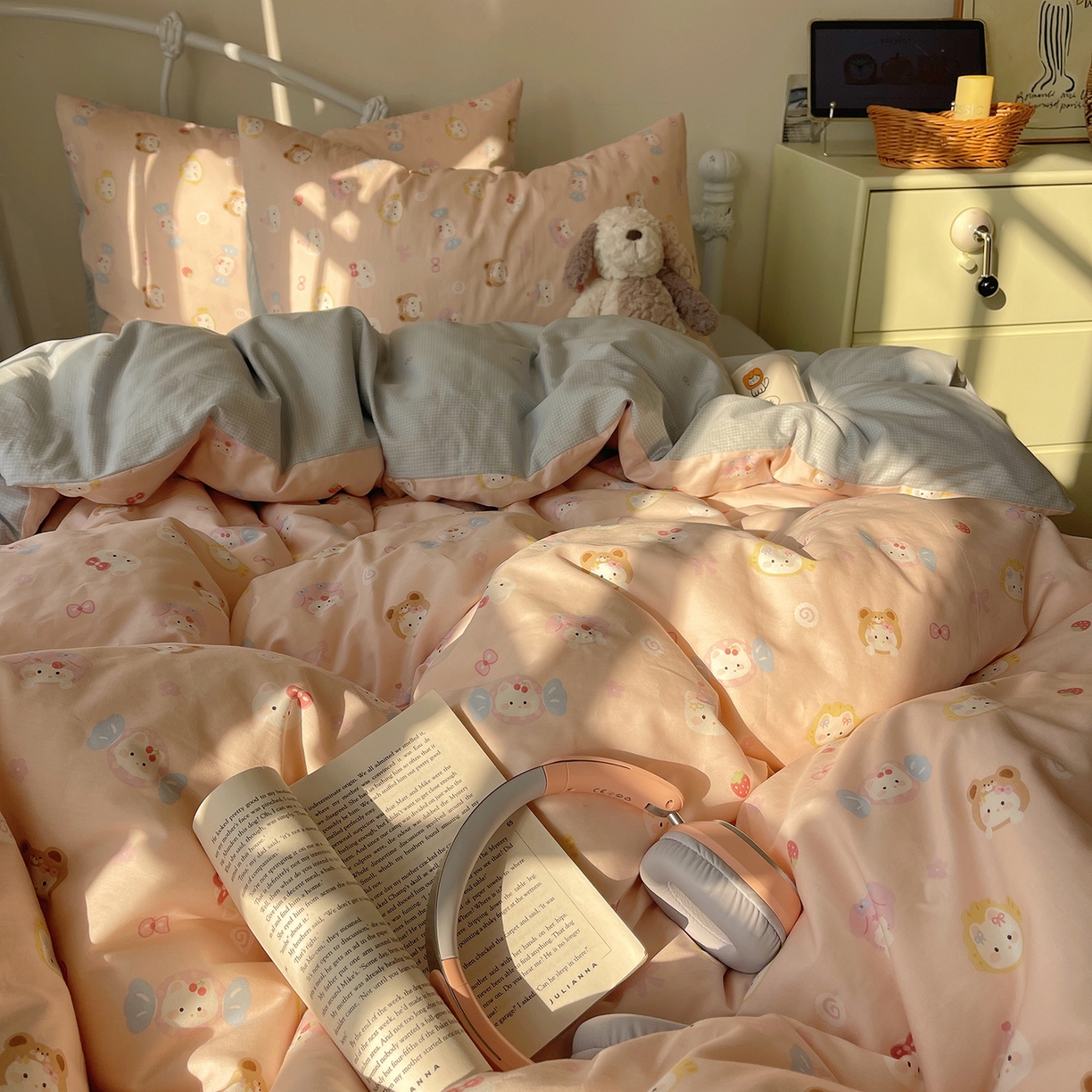 91家纺网 家纺一手货源 找家纺 桃子家居 2026新款纯棉13070小清新卡通少女可爱全棉系列四件套 棉-可爱糖果猫