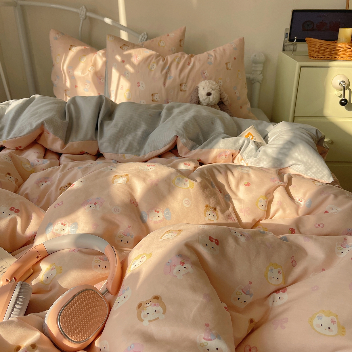 91家纺网 家纺一手货源 找家纺 桃子家居 2026新款纯棉13070小清新卡通少女可爱全棉系列四件套 棉-可爱糖果猫