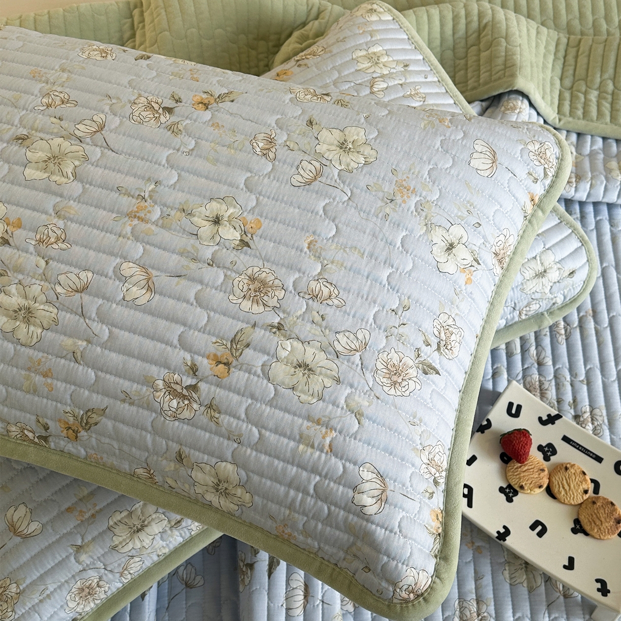 91家纺网 家纺一手货源 找家纺 凌云家纺 2026新款A类13372全棉床盖一面棉一面绒 漫步云端