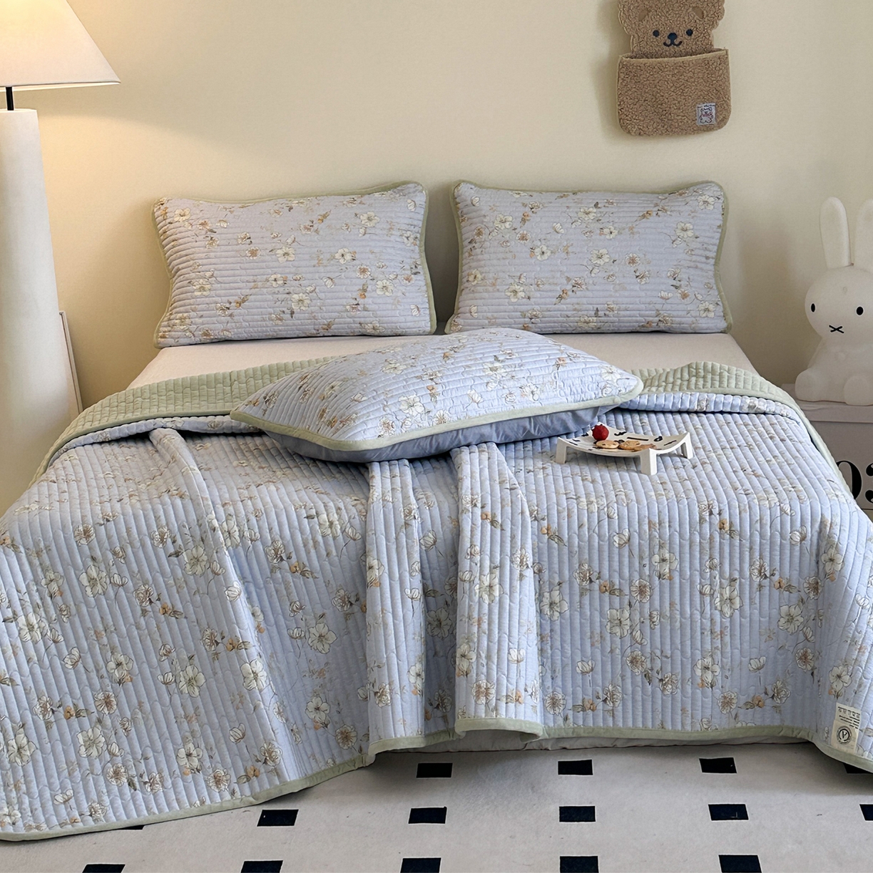 91家纺网 家纺一手货源 找家纺 凌云家纺 2026新款A类13372全棉床盖一面棉一面绒 漫步云端