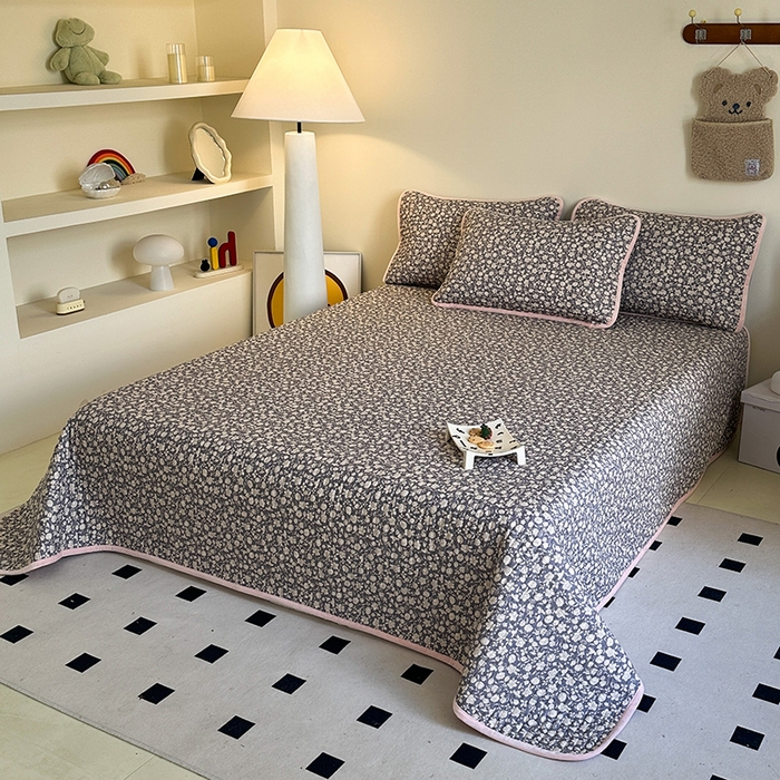 91家纺网 家纺一手货源 找家纺 凌云家纺 2026新款A类13372全棉床盖一面棉一面绒 春汐