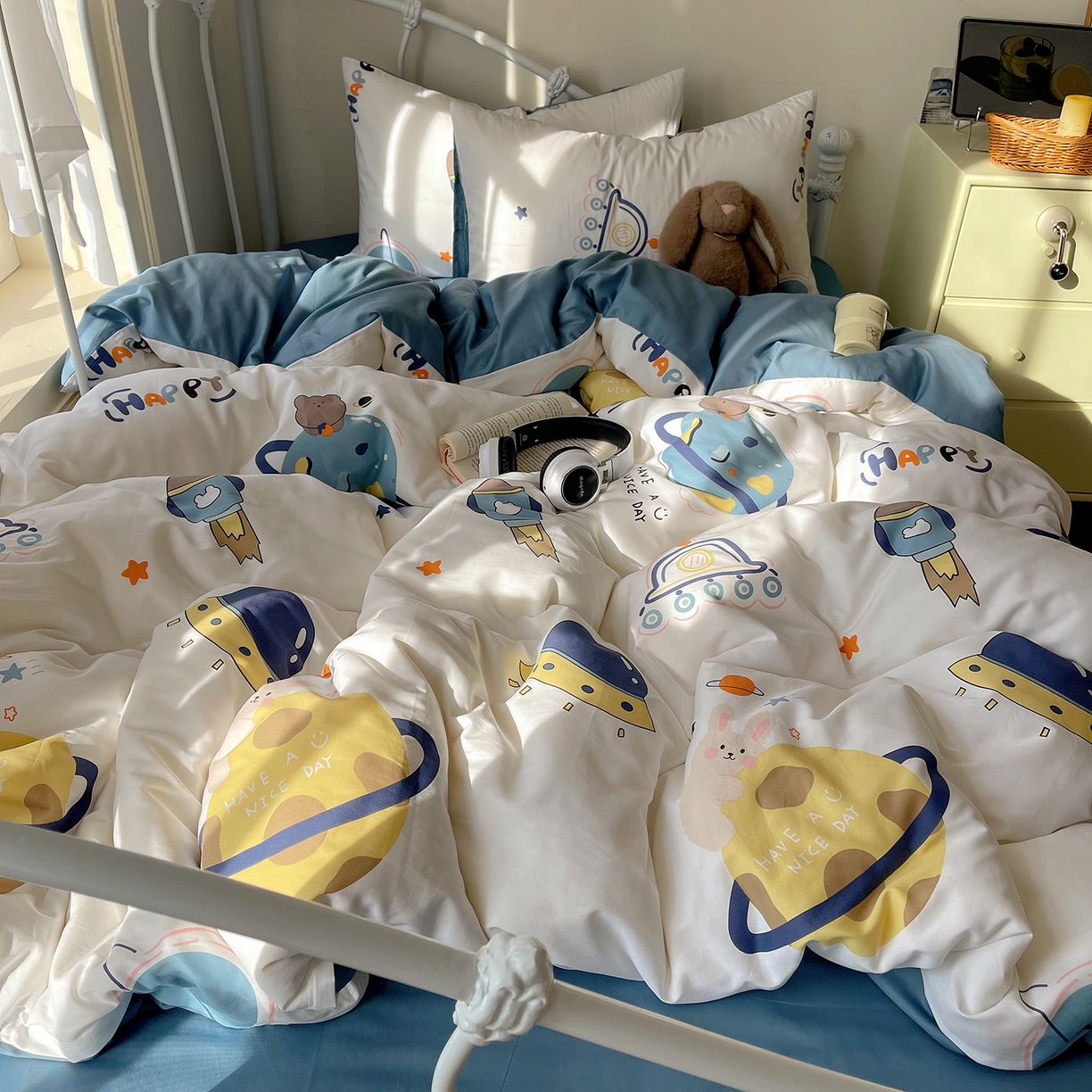 91家纺网 家纺一手货源 找家纺 桃子家居 2026新款纯棉13070小清新卡通少女可爱全棉系列四件套 棉-流浪地球