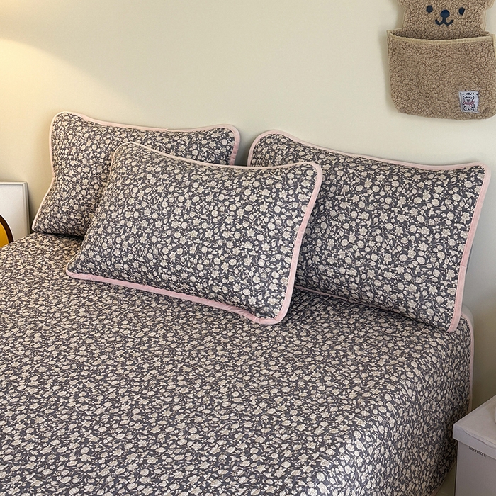 91家纺网 家纺一手货源 找家纺 凌云家纺 2026新款A类13372全棉床盖一面棉一面绒 春汐