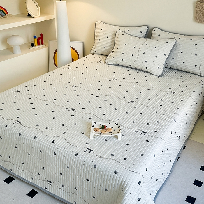 91家纺网 家纺一手货源 找家纺 凌云家纺 2026新款A类13372全棉床盖一面棉一面绒 花蜜