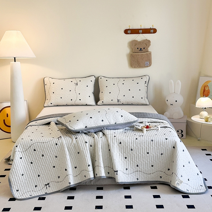 91家纺网 家纺一手货源 找家纺 凌云家纺 2026新款A类13372全棉床盖一面棉一面绒 花蜜