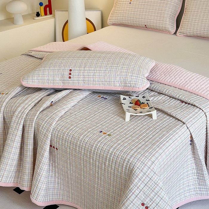 91家纺网 家纺一手货源 找家纺 凌云家纺 2026新款A类13372全棉床盖一面棉一面绒 静若幽兰