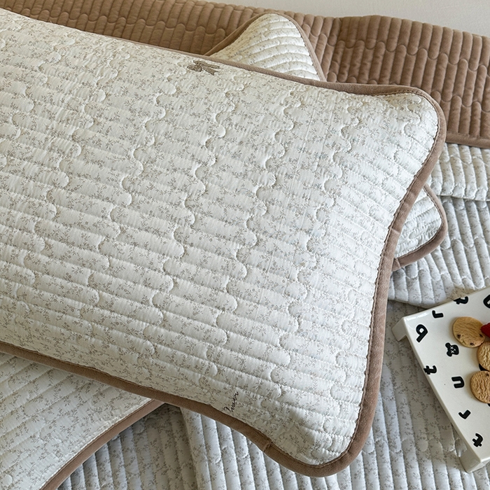 91家纺网 家纺一手货源 找家纺 凌云家纺 2026新款A类13372全棉床盖一面棉一面绒 琉璃