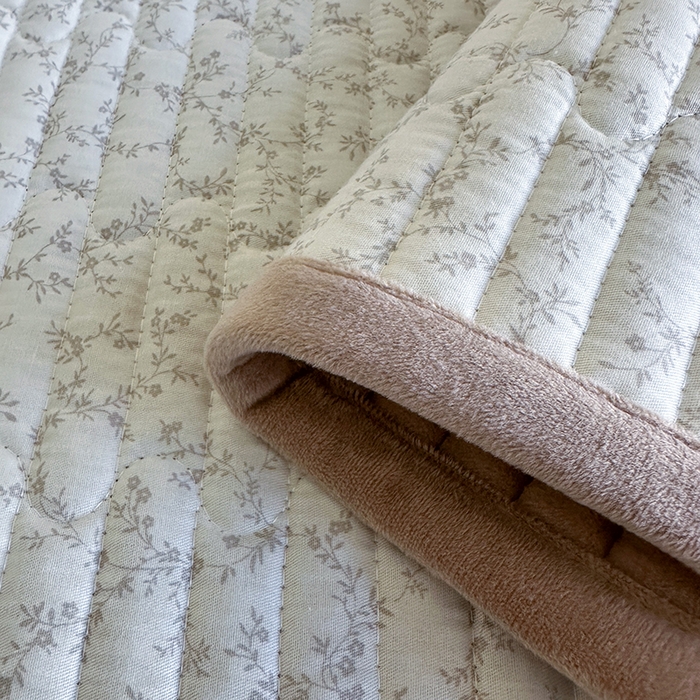 91家纺网 家纺一手货源 找家纺 凌云家纺 2026新款A类13372全棉床盖一面棉一面绒 琉璃