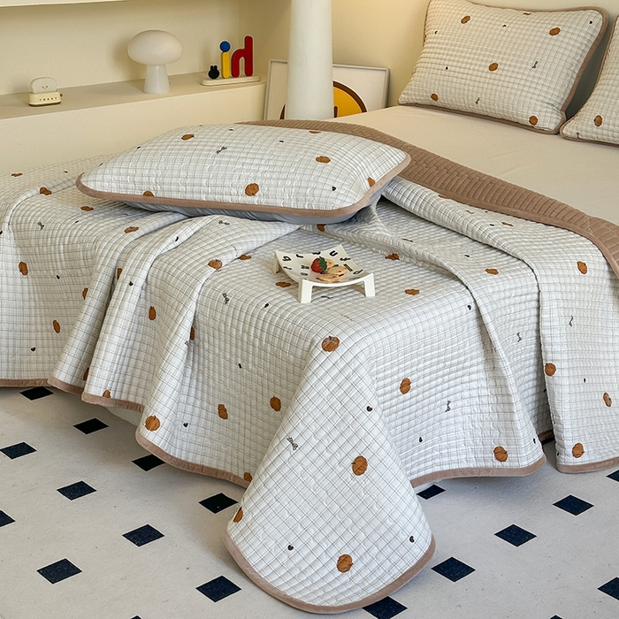 91家纺网 家纺一手货源 找家纺 凌云家纺 2026新款A类13372全棉床盖一面棉一面绒 南瓜可可