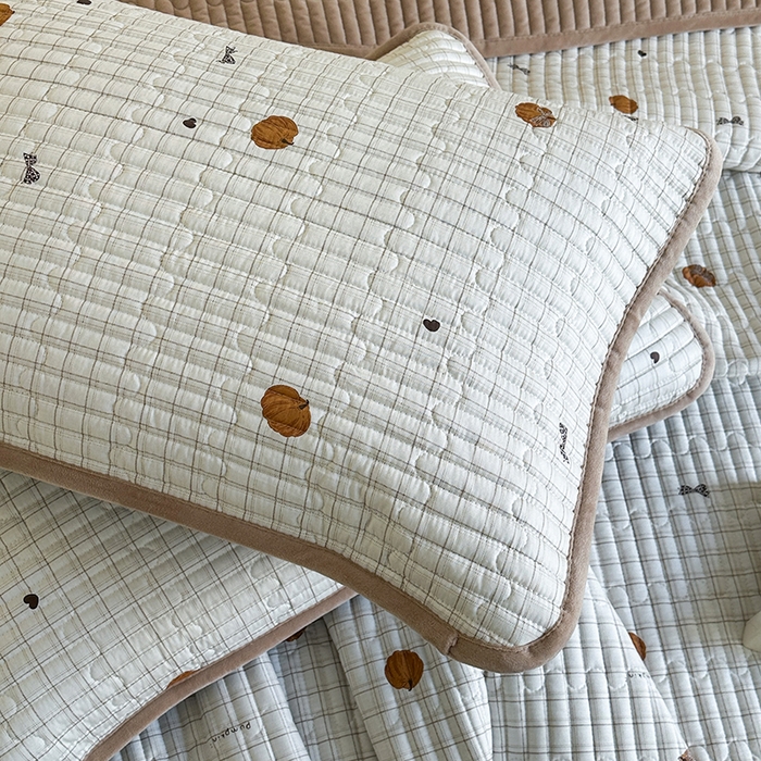 91家纺网 家纺一手货源 找家纺 凌云家纺 2026新款A类13372全棉床盖一面棉一面绒 南瓜可可