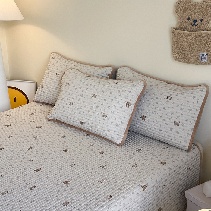 91家纺网 家纺一手货源 找家纺 凌云家纺 2026新款A类13372全棉床盖一面棉一面绒 游园日记