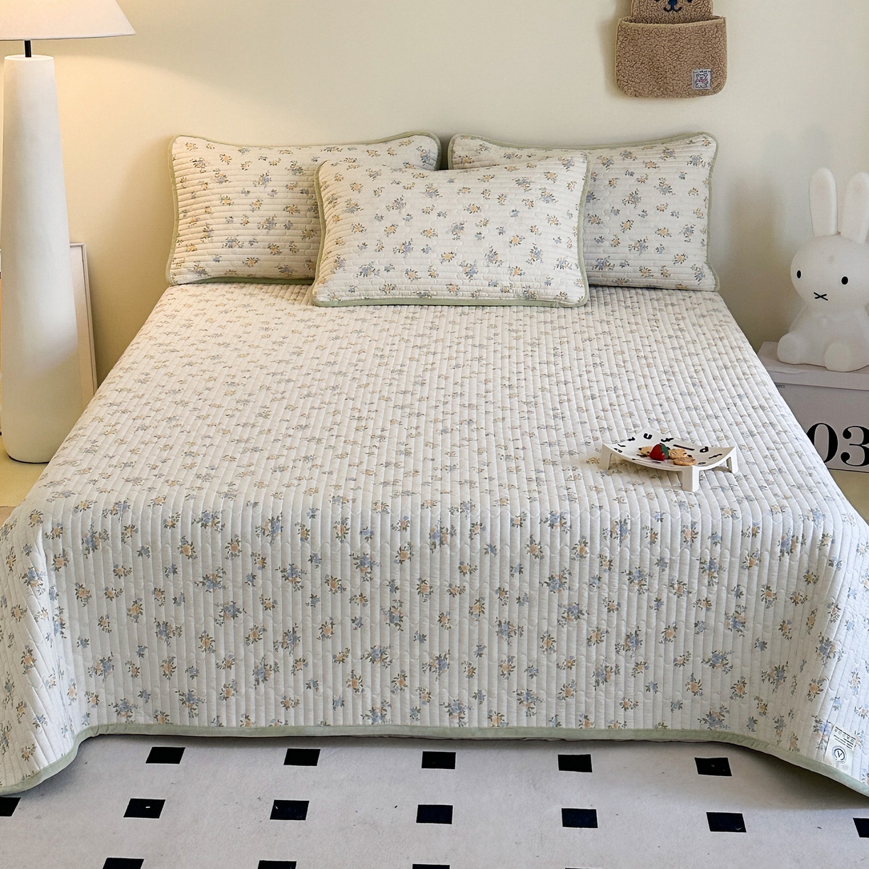 91家纺网 家纺一手货源 找家纺 凌云家纺 2026新款A类13372全棉床盖一面棉一面绒 沐雅清风